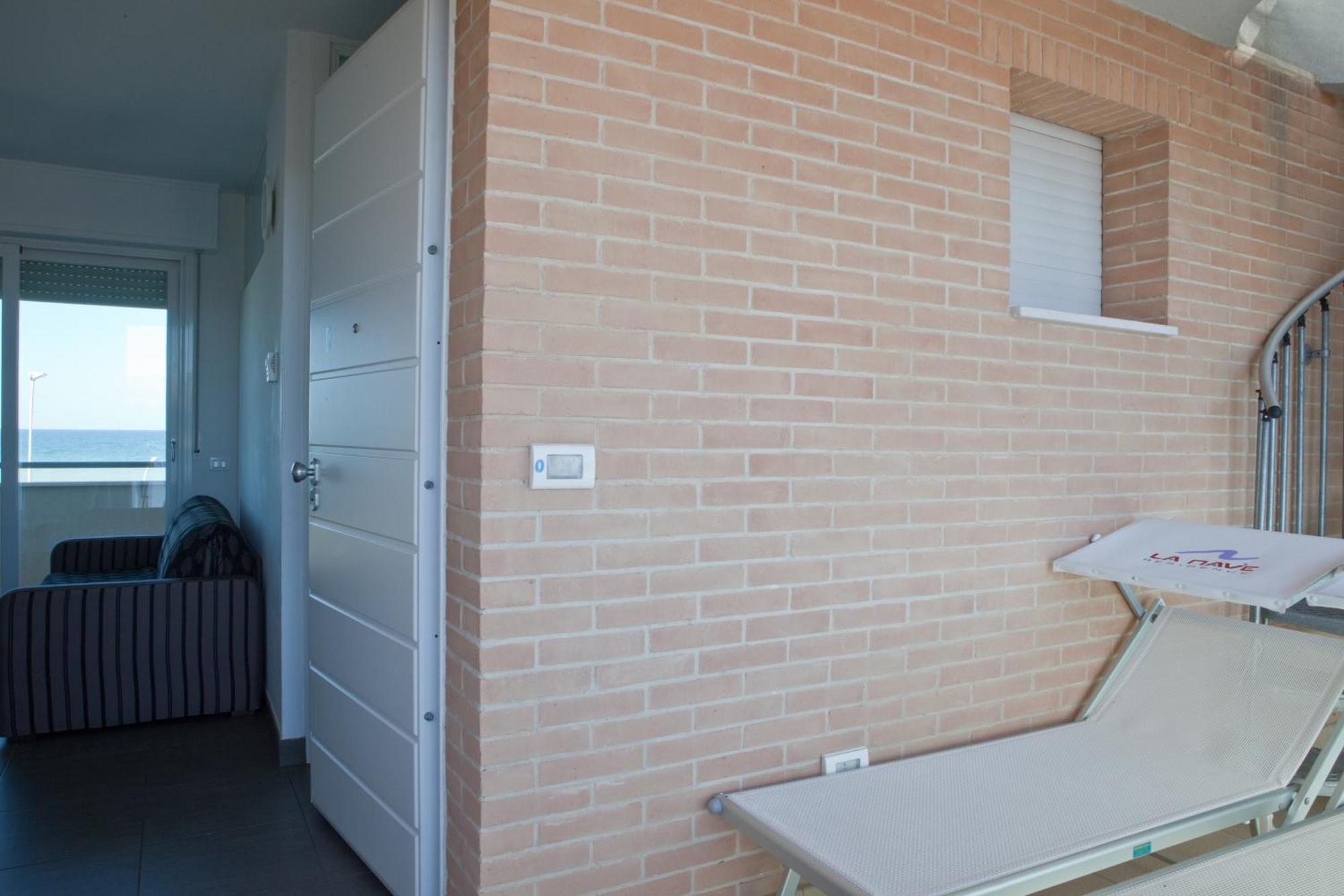 Residence La Nave Senigallia Phòng bức ảnh