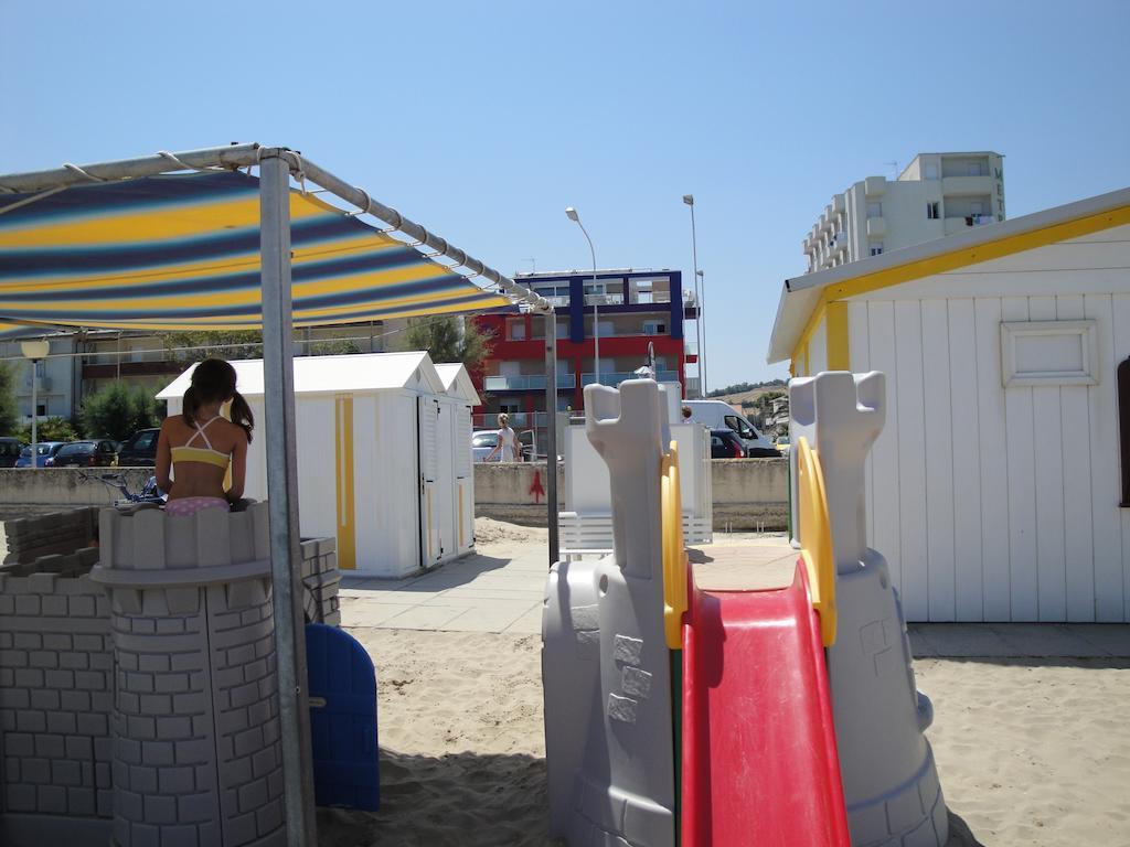 Residence La Nave Senigallia Ngoại thất bức ảnh
